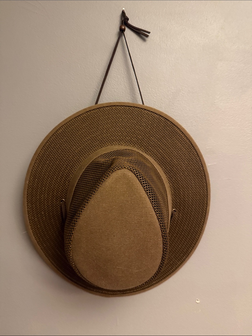 Herschel hat company